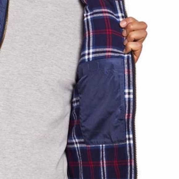 Weatherproof Vintage Men’s Flannel Lined Puffer Vest - Picture 5 of 7